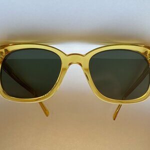 Madewell Oversized Square Sunglasses – Amber Yellow with Pale Green Lenses